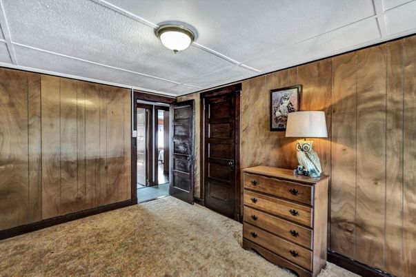 Interior, Wooden Walls