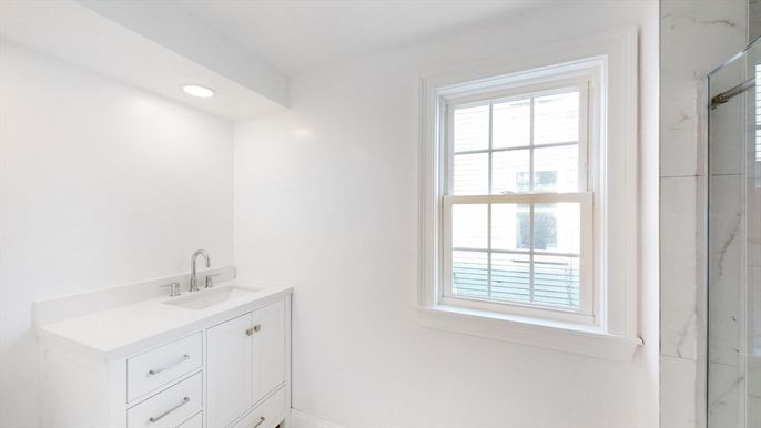Bathroom, Interior, Marble Walls, Recessed Lighting