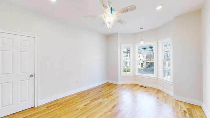 Empty room, Interior, Pendant Lights, Recessed Lighting, Wood Texture Flooring