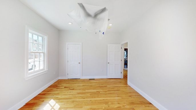 Empty room, Interior, Recessed Lighting, Wood Texture Flooring