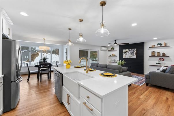 Dining room, Interior, Kitchen, Living room, Pendant Lights, Recessed Lighting, Wood Texture Flooring