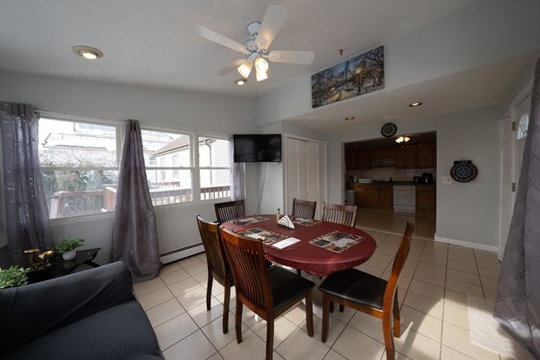 Dining room, Interior, Kitchen, Recessed Lighting