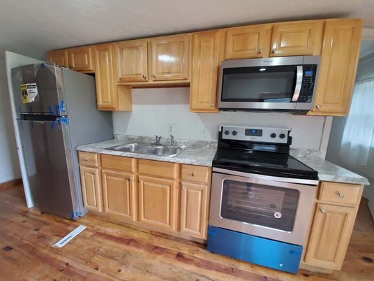 Interior, Kitchen, Stainless Steel Appliances, Wood Texture Flooring