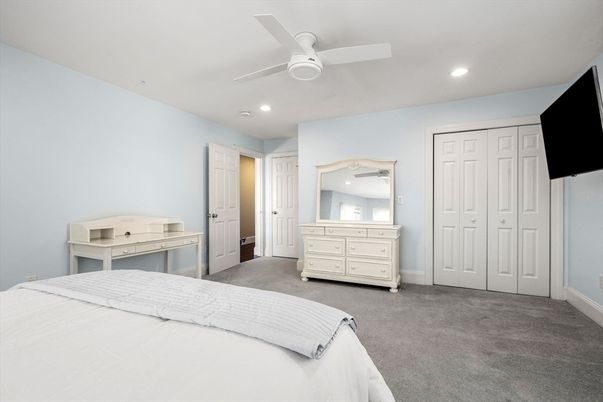 Bedroom, Interior, Recessed Lighting