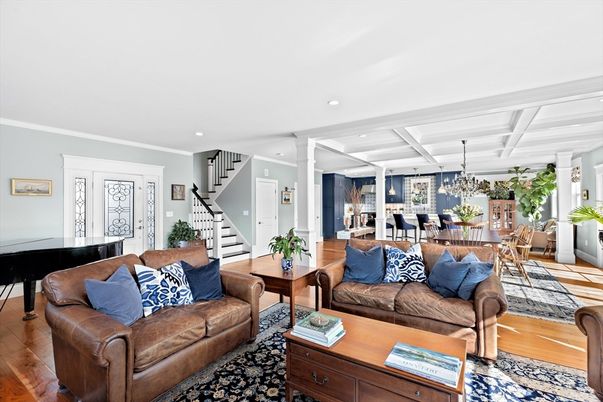Chandelier, Dining room, Interior, Living room, Piano, Recessed Lighting, Wood Texture Flooring