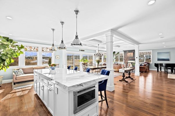 Dining room, Interior, Kitchen, Living room, Pendant Lights, Recessed Lighting, Wood Texture Flooring