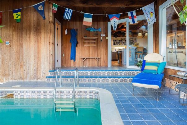 Interior, Pool, Wooden Walls
