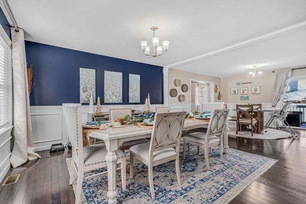 Chandelier, Dining room, Interior, Wood Texture Flooring