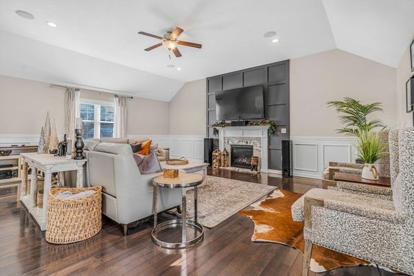 Fireplace, Interior, Living room, Recessed Lighting, Wood Texture Flooring