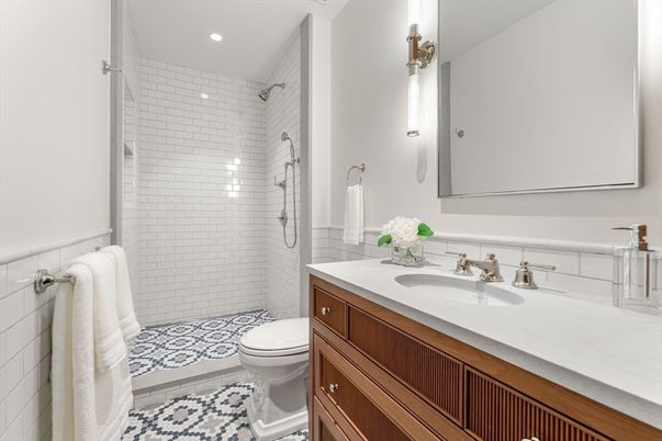 Bathroom, Interior, Recessed Lighting