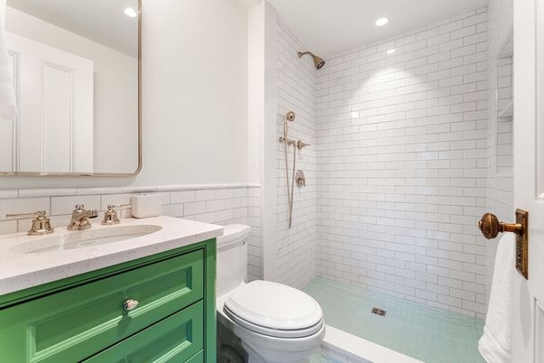 Bathroom, Interior, Recessed Lighting
