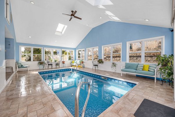Interior, Pool, Recessed Lighting