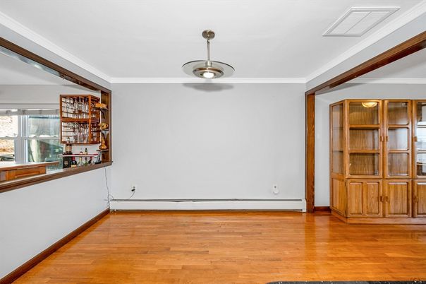 Empty room, Interior, Pendant Lights, Wood Texture Flooring