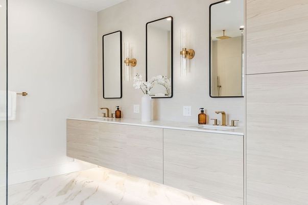 Bathroom, Dual Sink Vanities, Interior, Marble