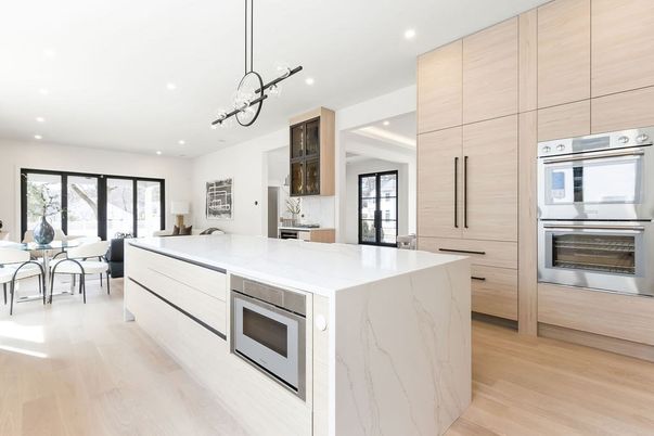 Dining room, Interior, Kitchen, Living room, Pendant Lights, Recessed Lighting, Stainless Steel Appliances, Wood Texture Flooring