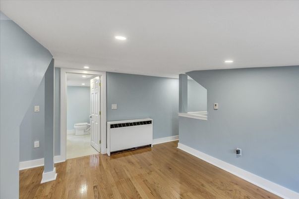 Bathroom, Interior, Recessed Lighting, Wood Texture Flooring