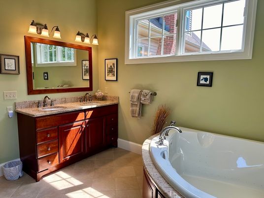 Bathroom, Dual Sink Vanities, Interior