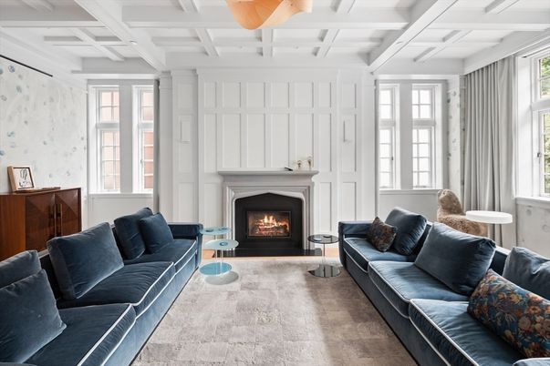 Fireplace, Interior, Living room
