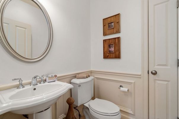 Bathroom, Interior