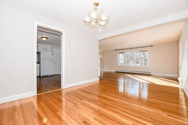 Chandelier, Empty room, Interior, Wood Texture Flooring