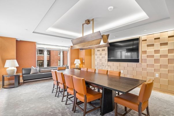 Dining room, Interior, Pendant Lights, Recessed Lighting