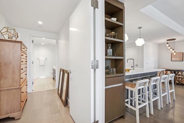 Interior, Pendant Lights, Recessed Lighting, Wood Texture Flooring
