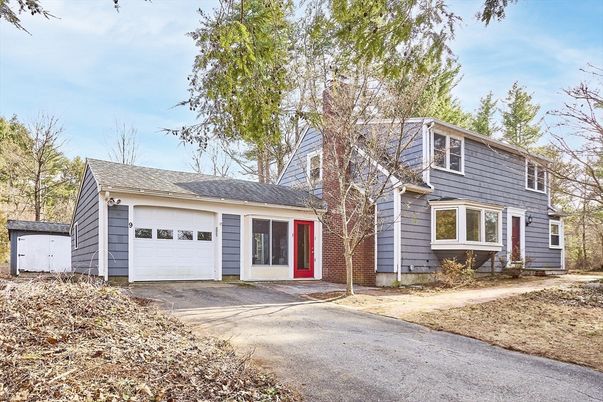 Attached, Exterior, Facade, Brick Facade, Cape Cod