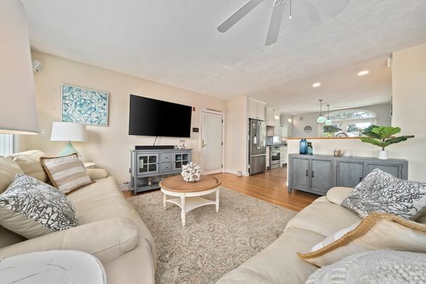 Interior, Kitchen, Living room, Pendant Lights, Recessed Lighting, Stainless Steel Appliances, Wood Texture Flooring