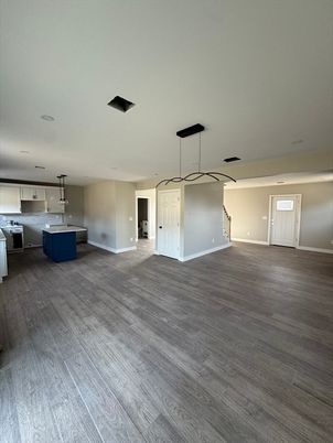 Empty room, Interior, Pendant Lights, Wood Texture Flooring