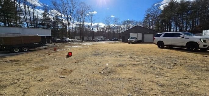 Backyard, Detached Garage, Exterior
