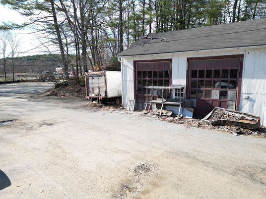 Backyard, Detached Garage, Exterior