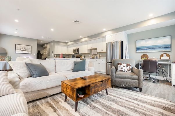 Bedroom, Interior, Kitchen, Stainless Steel Appliances, Wood Texture Flooring