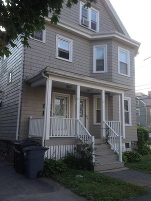 Exterior, Facade, Queen Anne Victorian