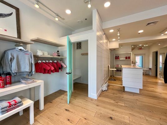 Interior, Recessed Lighting, Walk-in Closets, Wood Texture Flooring