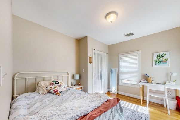 Bedroom, Home Office, Interior, Wood Texture Flooring