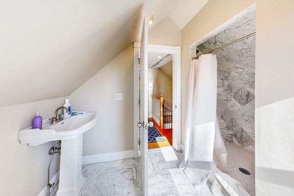 Bathroom, Interior, Marble, Recessed Lighting