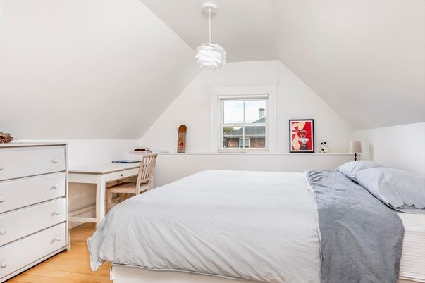 Bedroom, Interior, Pendant Lights, Wood Texture Flooring