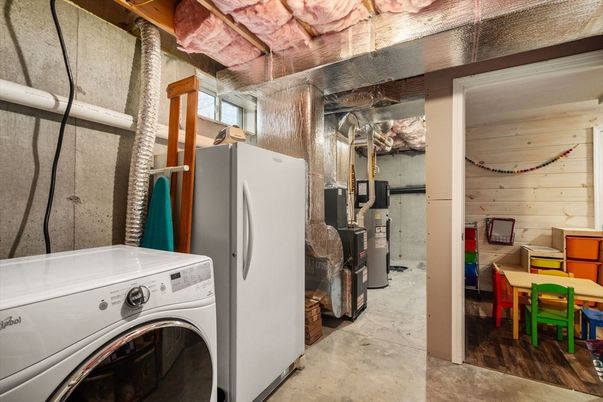 Interior, Washer
