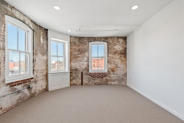 Empty room, Interior, Recessed Lighting, Stone Walls