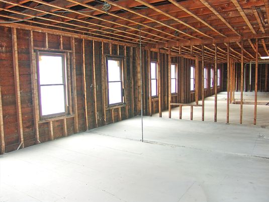 Empty room, Interior, Wooden Beams, Wooden Walls