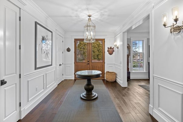 Interior, Pendant Lights, Wood Texture Flooring