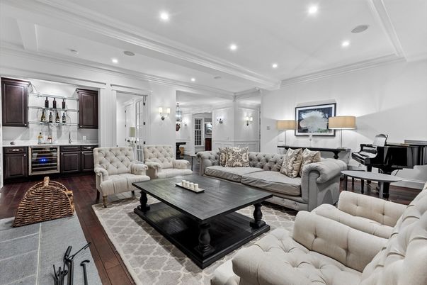 Interior, Living room, Piano, Recessed Lighting, Wood Texture Flooring