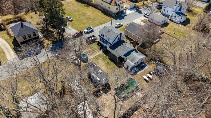 Exterior, Drone