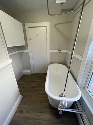 Bathroom, Free Standing Baths, Interior, Wood Texture Flooring