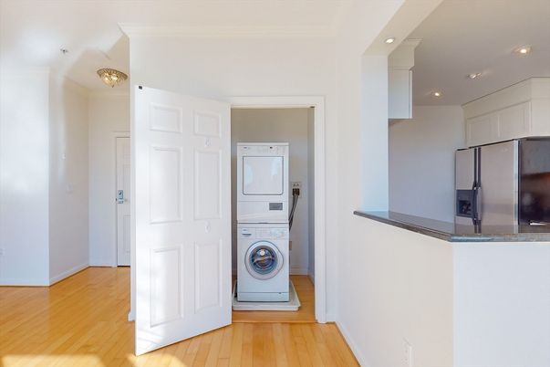 Interior, Kitchen, Recessed Lighting, Utility Closets, Washer, Wood Texture Flooring