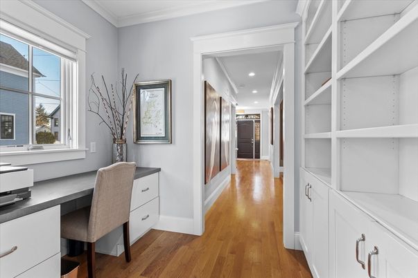Home Office, Interior, Recessed Lighting, Wood Texture Flooring