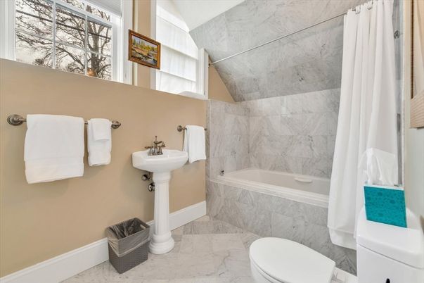Bathroom, Interior, Marble, Marble Walls