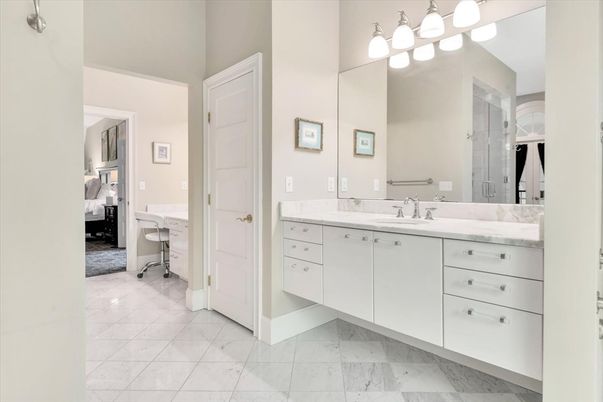 Bathroom, Dual Sink Vanities, Interior, Marble