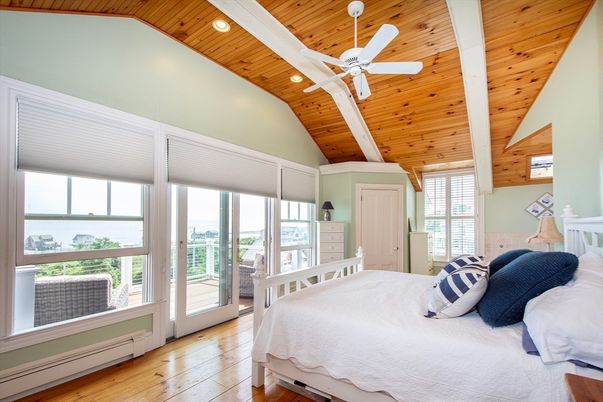 Bedroom, Interior, Recessed Lighting, Wooden Beams, Wooden Ceilings, Wood Texture Flooring