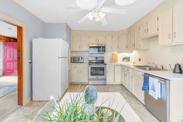 Interior, Kitchen, Stainless Steel Appliances